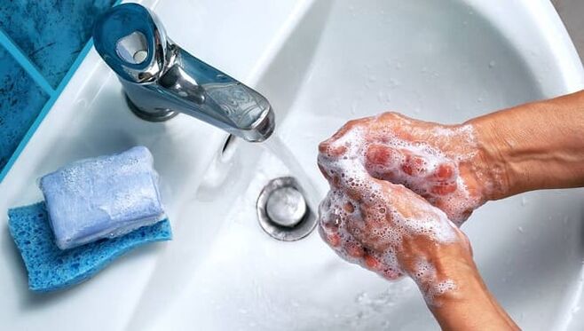 Händewaschen von Parasiten